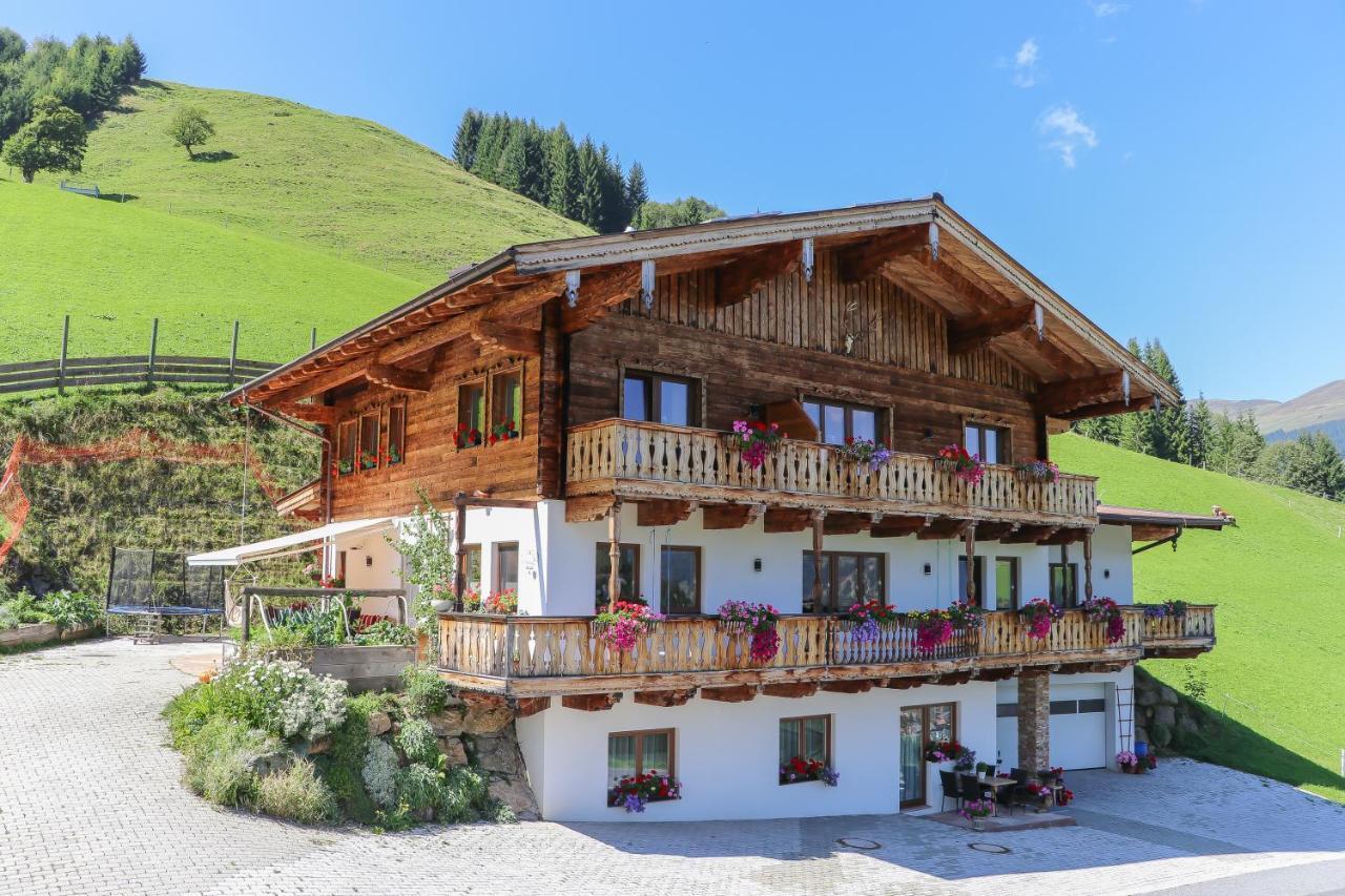 ザールバッハ・ヒンターグレムLandhaus Hinterglemmアパートメント エクステリア 写真